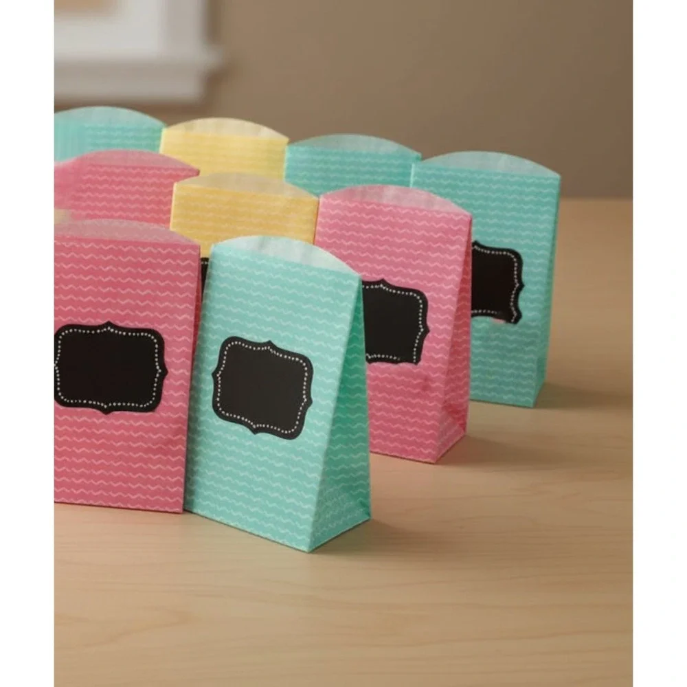 12 Pcs Pastel Chevron Paper Treat Bags with Chalkboard Labels 4x6‎